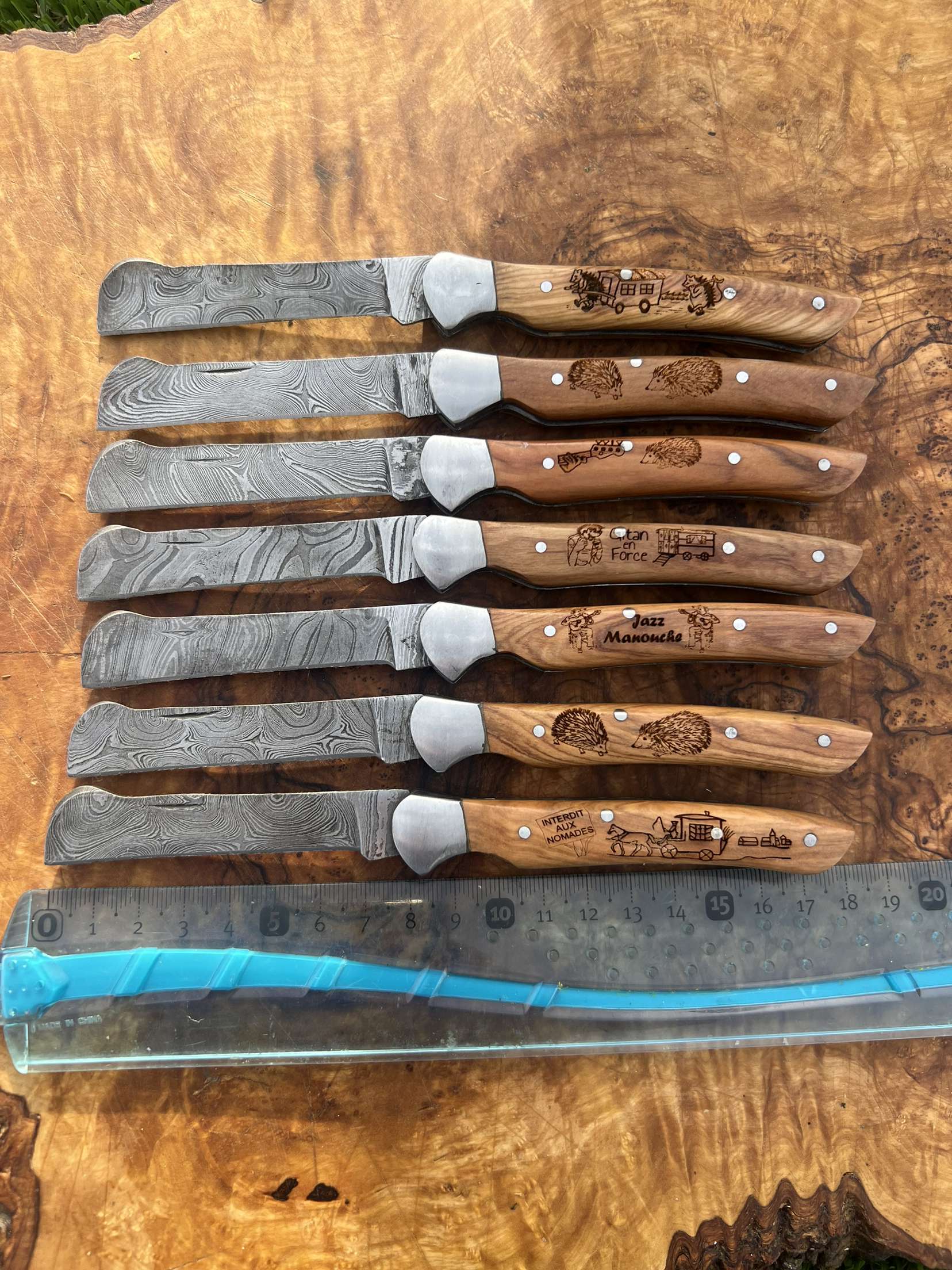 Grand greffoir lame damas