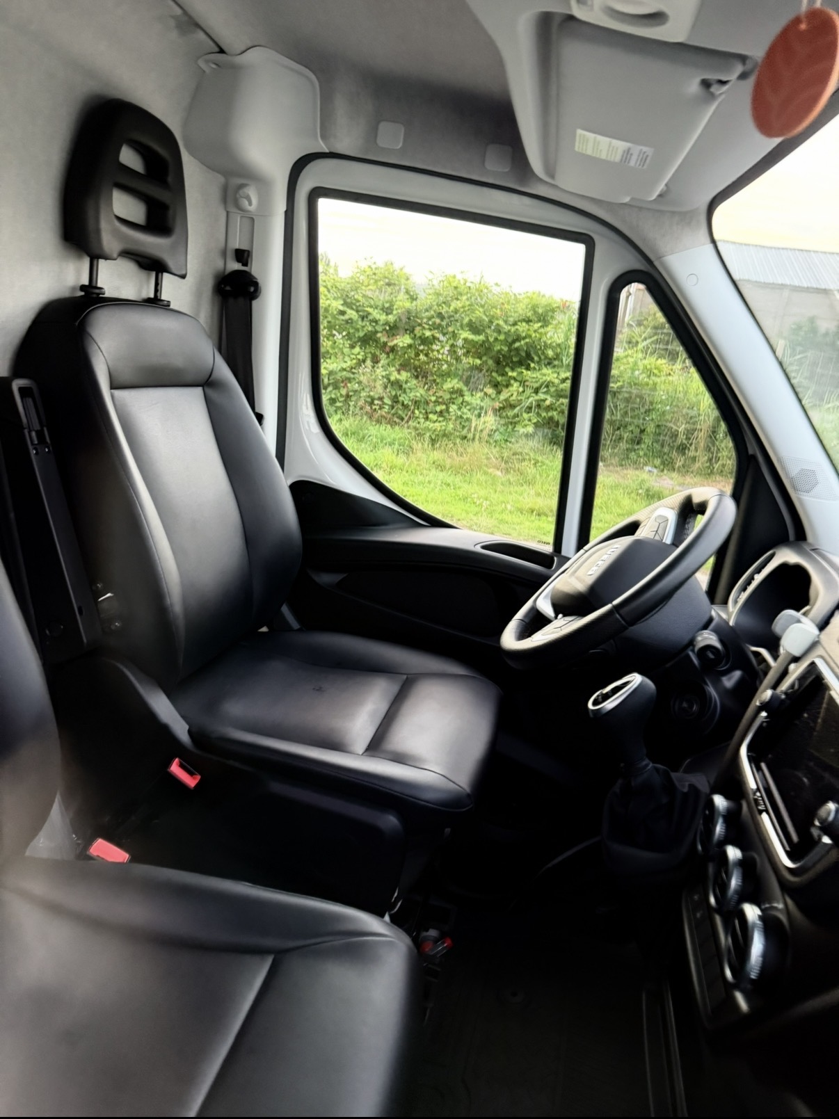 Iveco daily 35 c21 210ch 2023