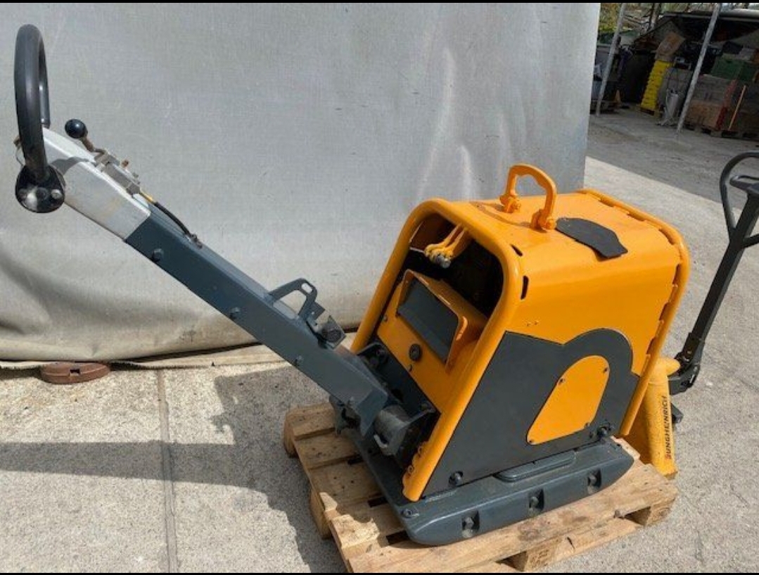 Plaque vibrante Weber 587 kg