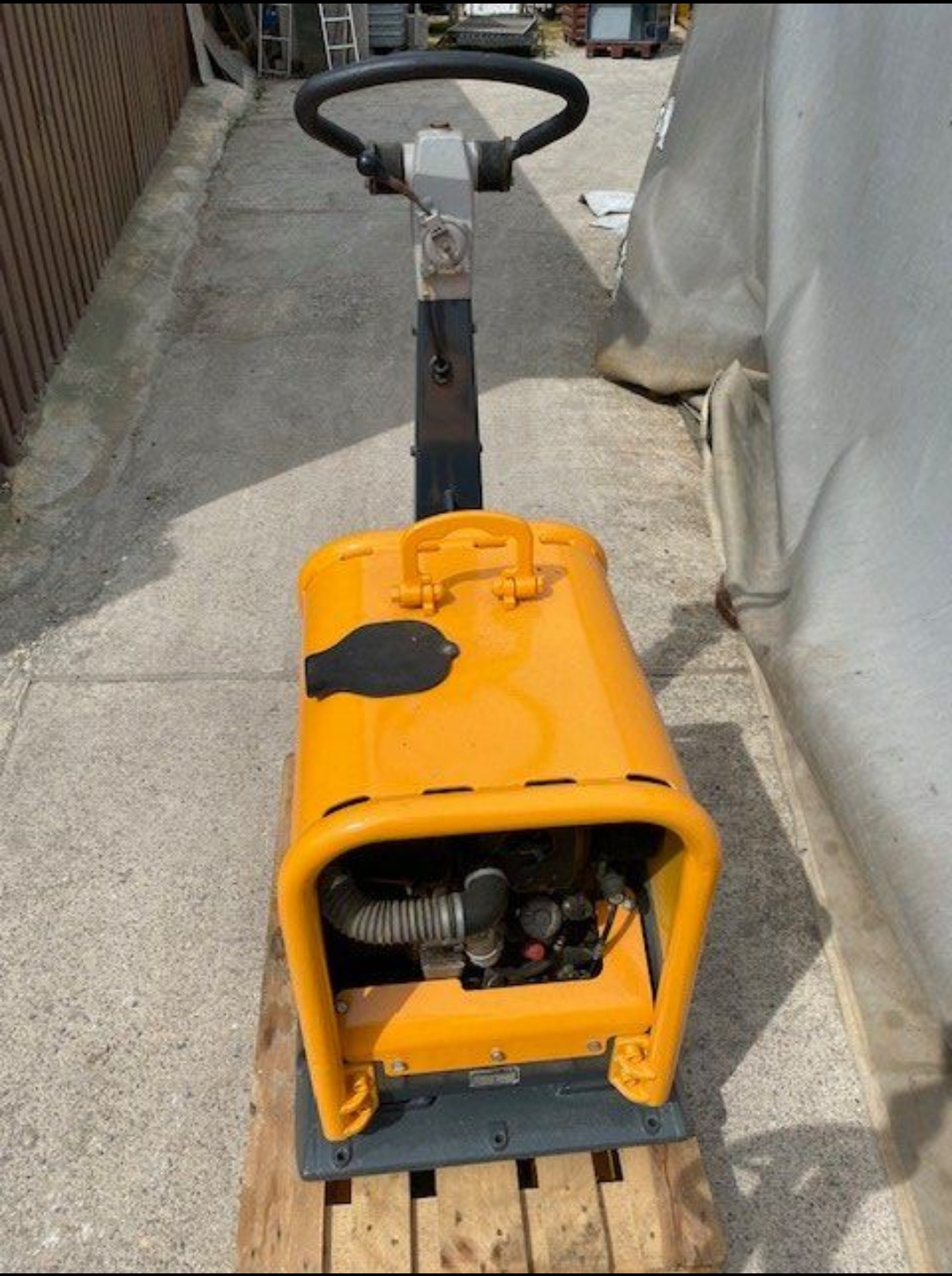 Plaque vibrante Weber 587 kg